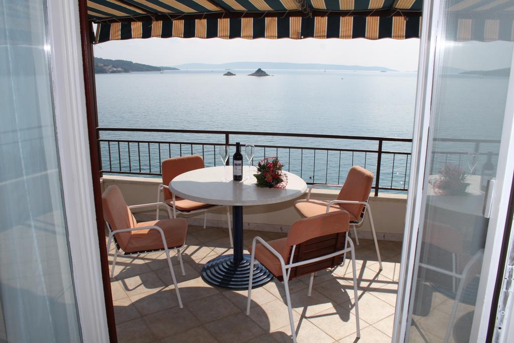 Apartments Villa Marija Сегет-Враниця Номер фото